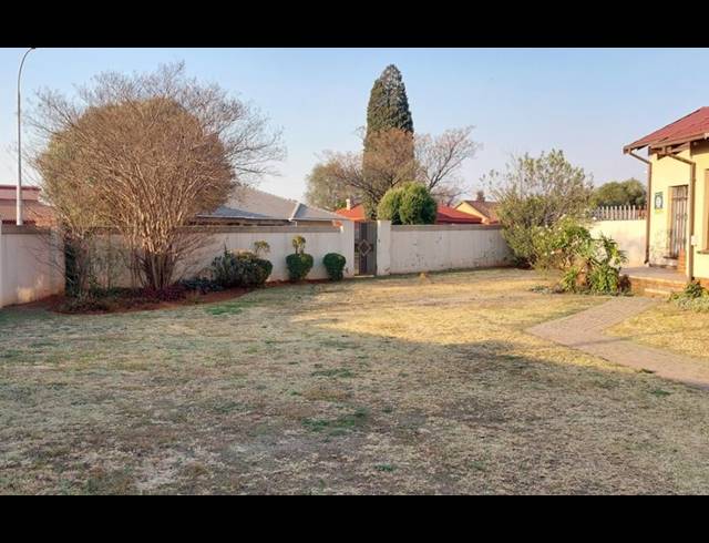 3 BEDROOM HOUSE FOR SALE IN RONDEBULT